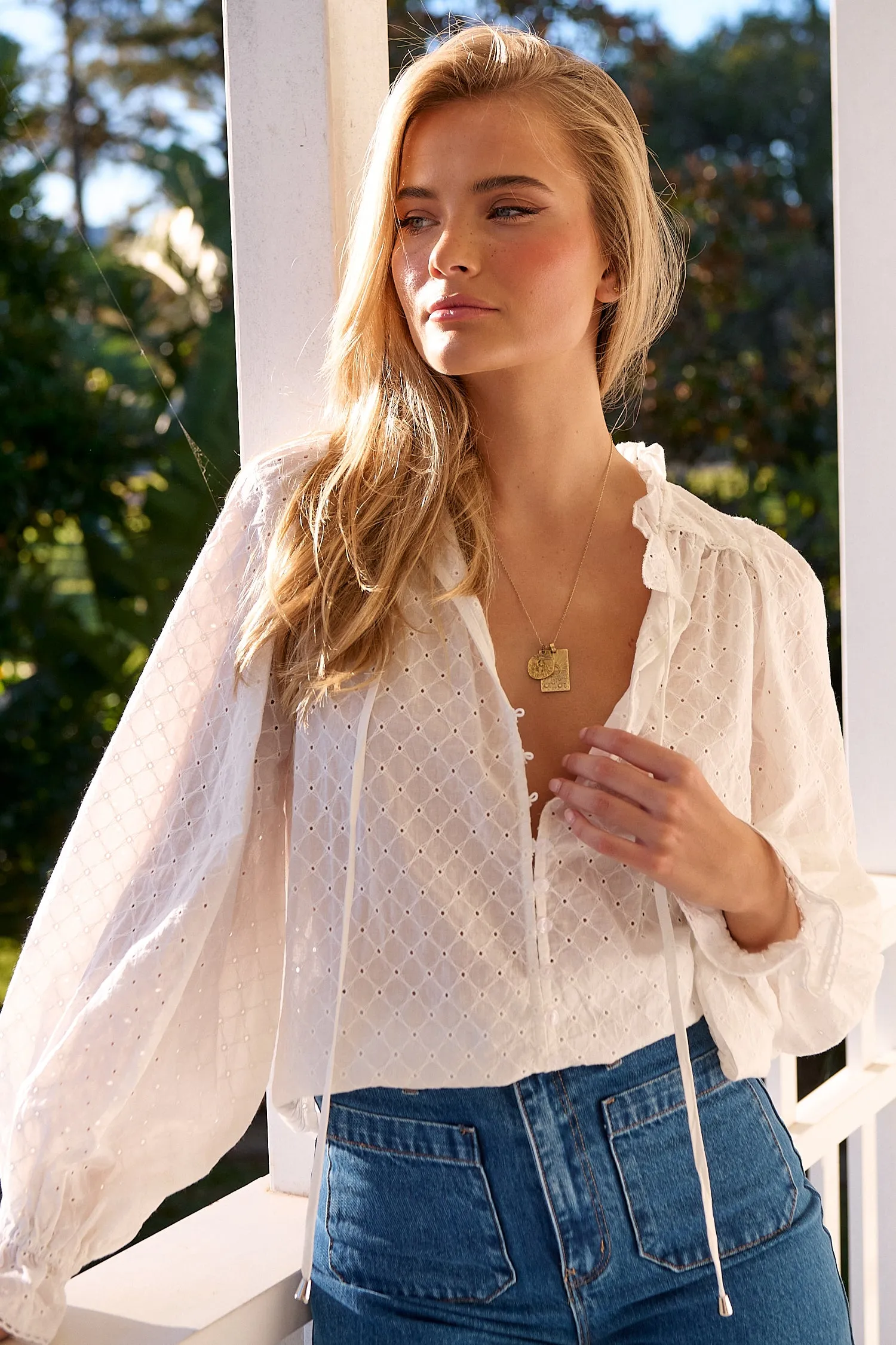 CLARA BLOUSE EMBROIDERED WHITE