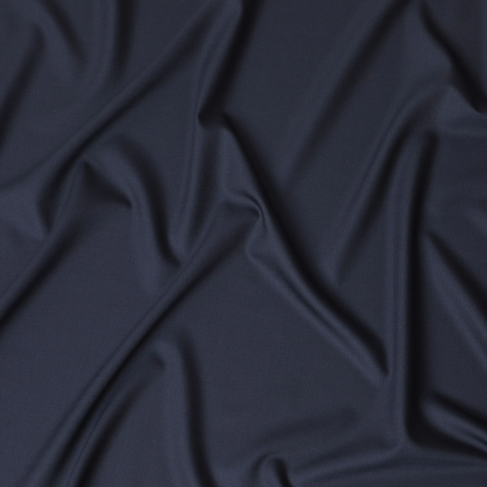 Elegant Midnight Blue Super 150's Wool Fabric - Fine Italian Quality, 150cm Wide - D18250