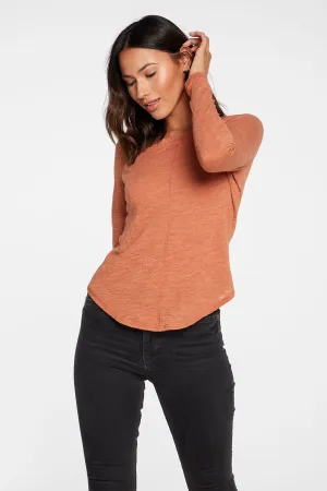 Slub Jersey Long Sleeve Seamed Tee in Sunkissed Brown